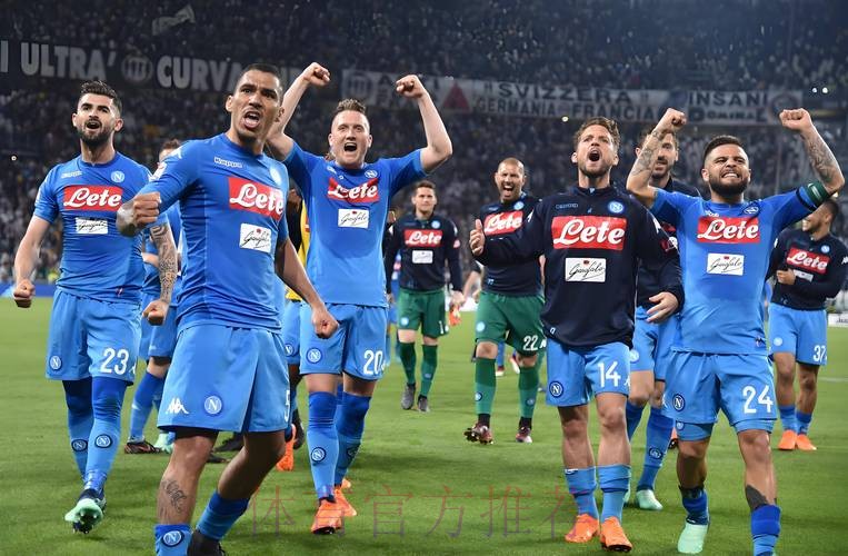 意甲-小麦破门无效霍伊伦造险 那不勒斯0-0帕尔马